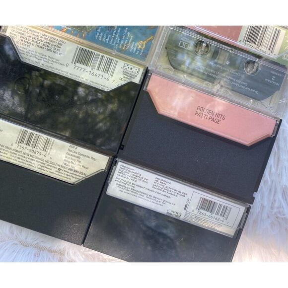 Set of 12 Vintage Female Music Artist 70’s 80’s 90”s Cassette Tapes Bundle Deal - Picture 12 of 14
